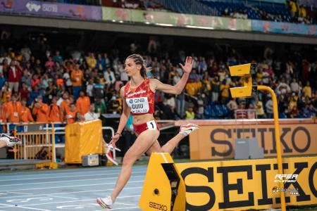 Imagen La atleta de Velilla de Cinca Elena Guiu hace historia en los Mundiales...